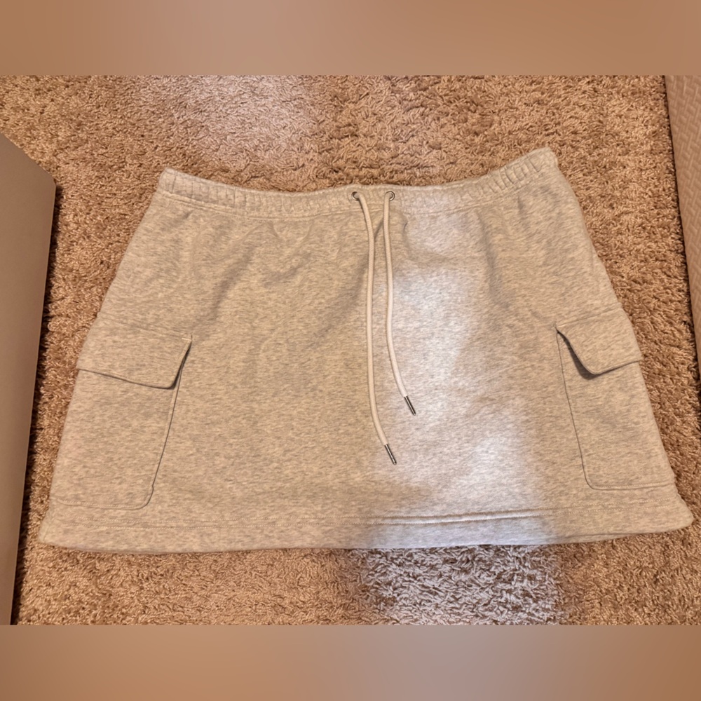 Abercrombie & Fitch Fleece Cargo Mini Skirt